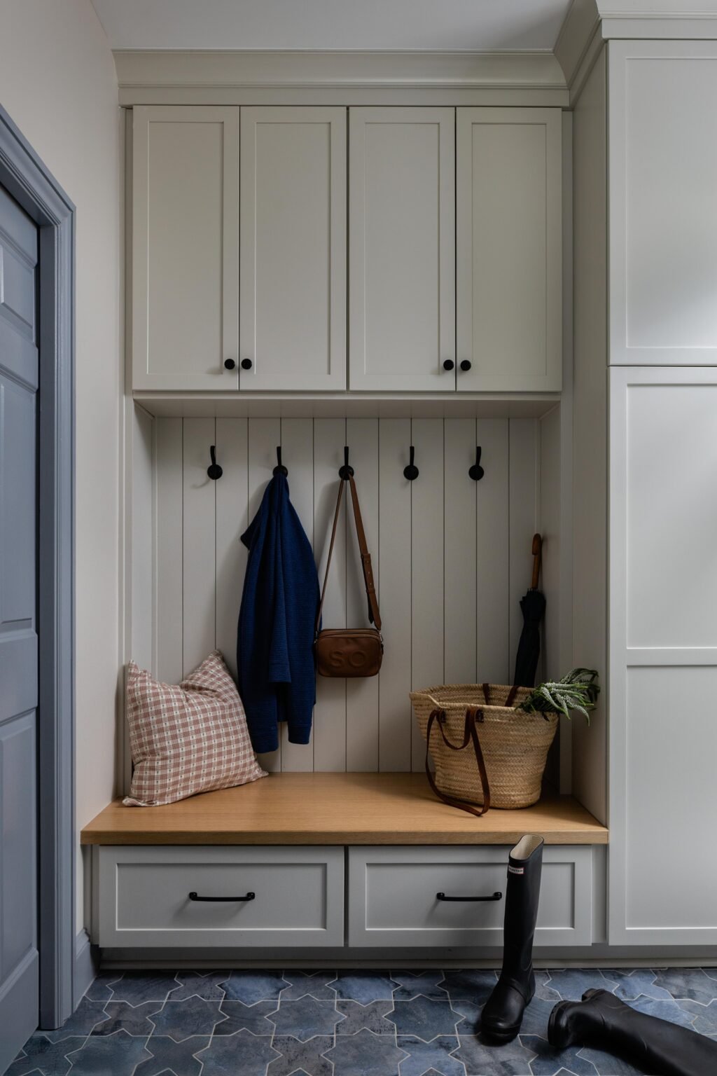 mudroom with built in bench and storage